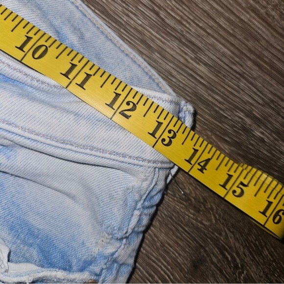 MOTHER The Insider Crop Step Fray Jeans in Smooth Sailing - Picture 9 of 11